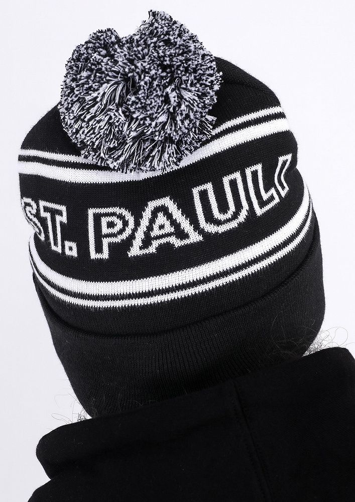 FC St. Pauli - Totenkopf, Bommelm�tze