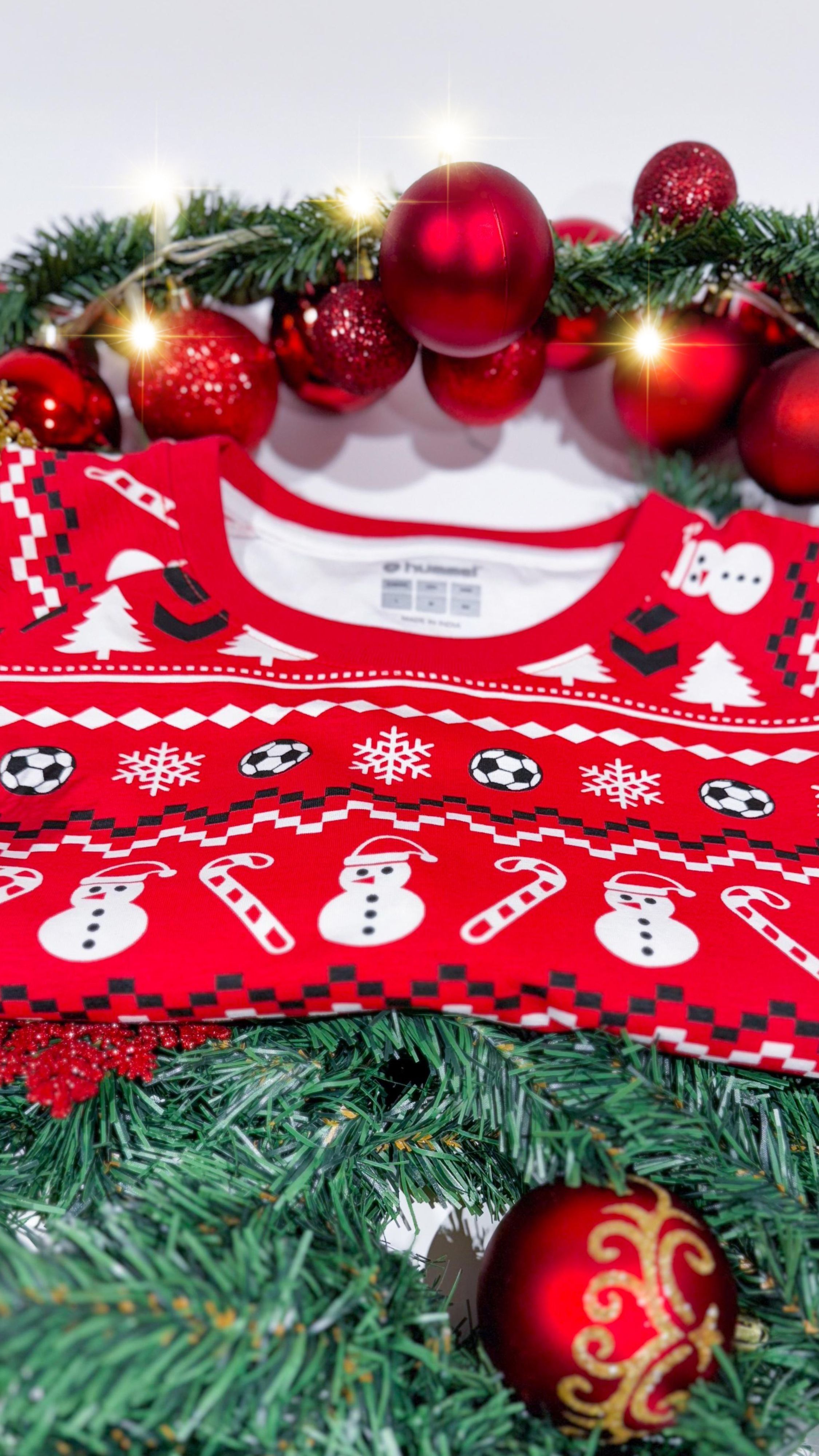 HUMMEL - Christmas Pyjama Unisex, Oberteil & Hose