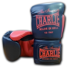 Charlie – Kaos, Boxhandschuhe